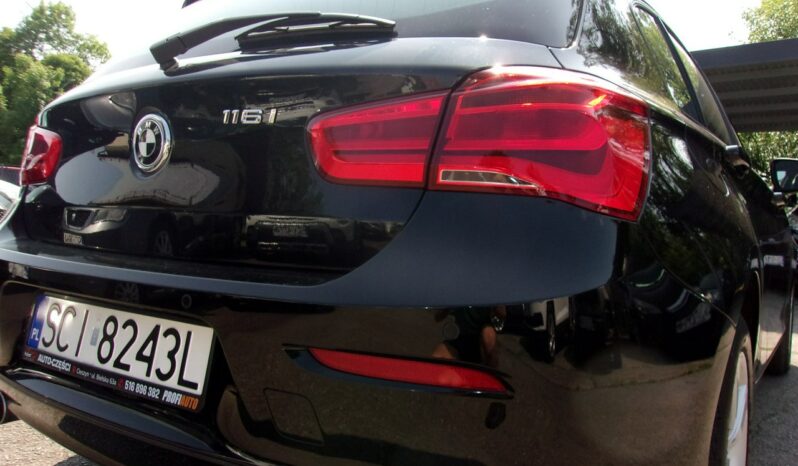 BMW 116 Klimatronic, Ele szyby, Ele lusterka, Manual, 5 drzwi, Podgrz. fotele full