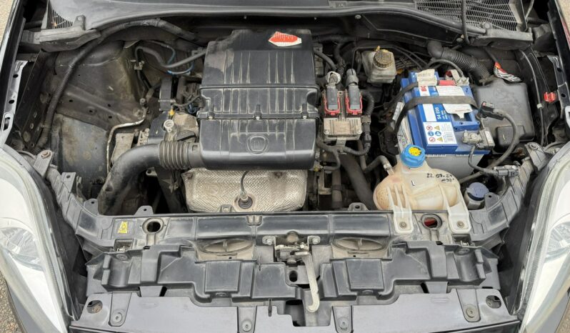 Fiat Punto Klimatyzacja, Elektryczne szyby, Elektryczne lusterka, CITY full