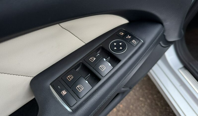 Mercedes CLS 350 ZAMIANA, Wentylowane fotele, Roleta, BiXenon, Pneumat, Navi, Bluetooth full