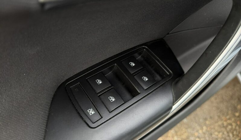 Opel Insignia Klimatronic, PDC 2x, Kamera cofania, Ele szyby 4x, CarPlay/AndroidAuto full