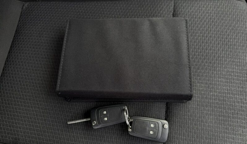 Opel Insignia Klimatronic, PDC 2x, Kamera cofania, Ele szyby 4x, CarPlay/AndroidAuto full