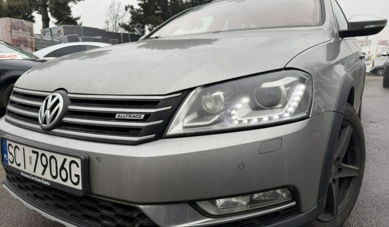 Volkswagen Passat Alltrack Klimatronic 2-stref, Skóra, Podgrz. fotele, 2 kpl. kół, Navi, Xenon full