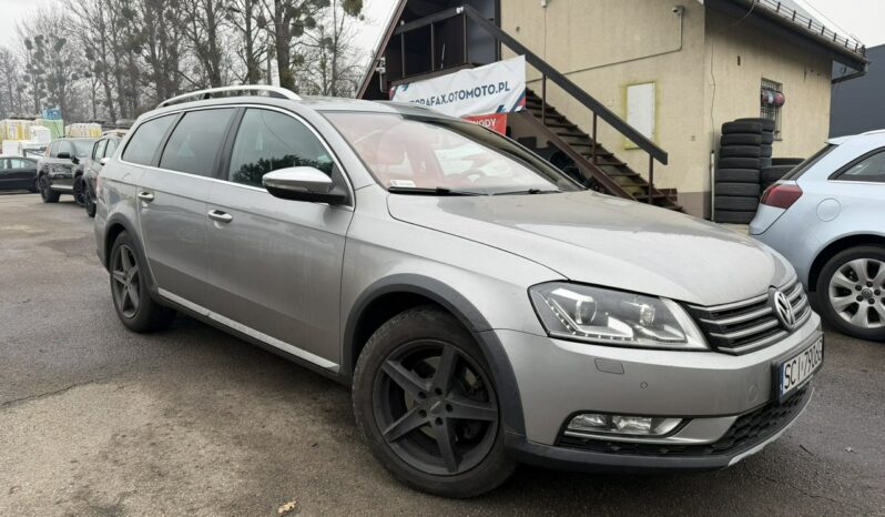 Volkswagen Passat Alltrack Klimatronic 2-stref, Skóra, Podgrz. fotele, 2 kpl. kół, Navi, Xenon full