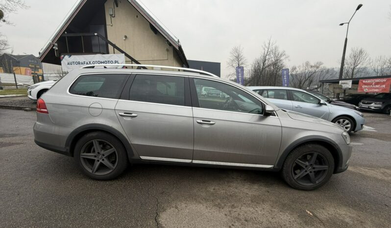 Volkswagen Passat Alltrack Klimatronic 2-stref, Skóra, Podgrz. fotele, 2 kpl. kół, Navi, Xenon full