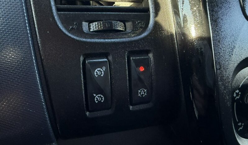 Opel Vivaro L2H1 8 Osób Klima, Ele szyby, Navi, PDC, Kamera cofania, 2 kpl. opon full