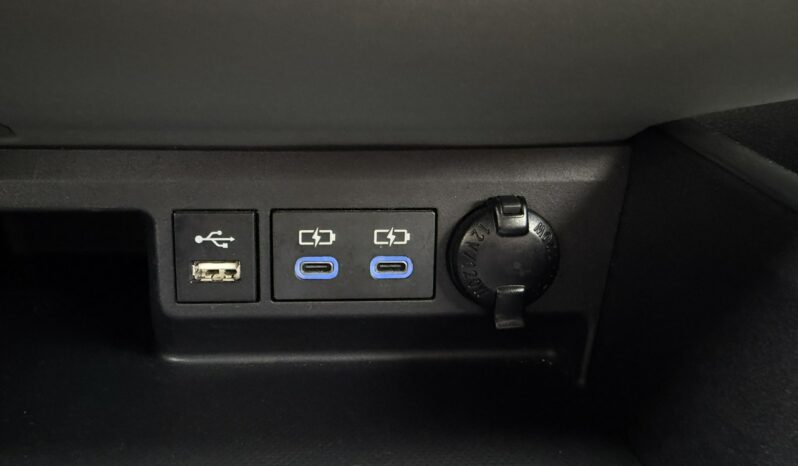 Toyota Highlander Hybryda, 4×4, Podgrz + wentyl. fotele, Hak, 7 osobowy, Klimatronic 3x full