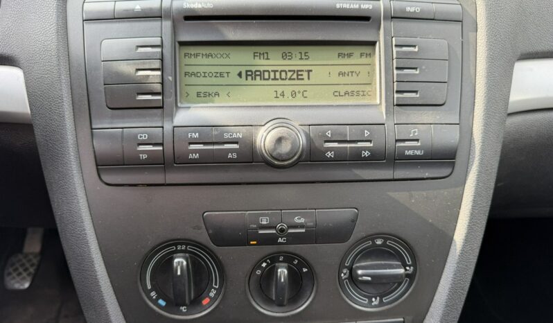 Škoda Octavia Klimatyzacja, Ele szyby 4x, Ele lusterka, Podłokietnik full