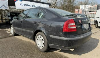 Škoda Octavia Klimatyzacja, Ele szyby 4x, Ele lusterka, Podłokietnik full