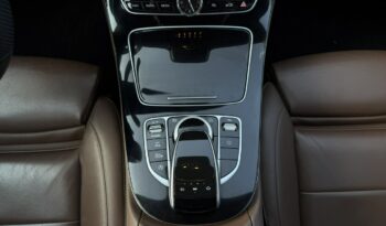 Mercedes E 220 Klimatronic 2-stref, Hak, Skóra, Podgrz. fotele, CarPlay/AndroidAuto full