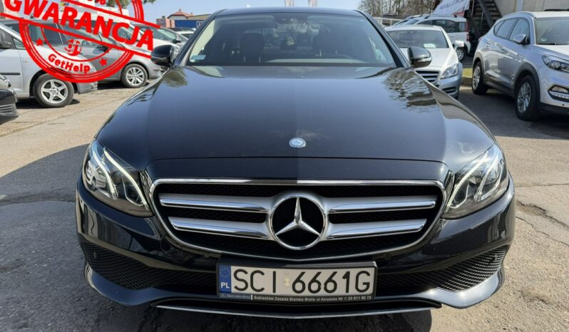 Mercedes E 220 Klimatronic 2-stref, Hak, Skóra, Podgrz. fotele, CarPlay/AndroidAuto full