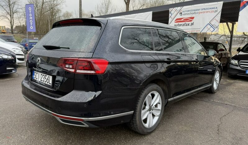 Volkswagen Passat Klimatronic 3-stref, Podgrz. fotele, Podgrz. szyba, Skóra/Alcantara full