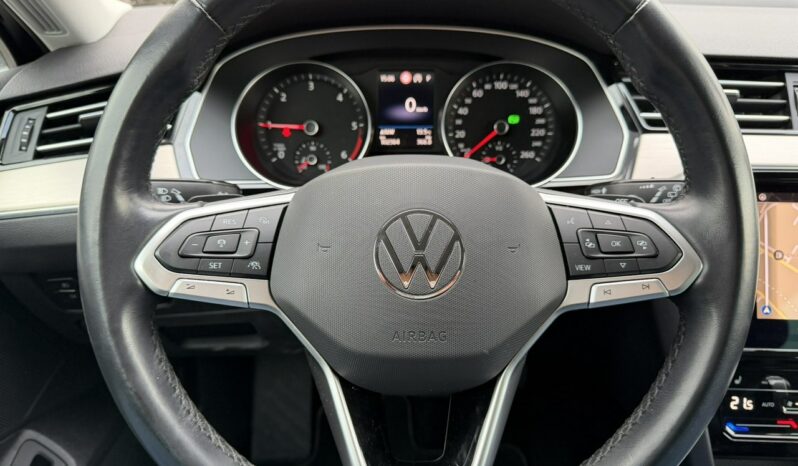 Volkswagen Passat Klimatronic 3-stref, Podgrz. fotele, Podgrz. szyba, Skóra/Alcantara full