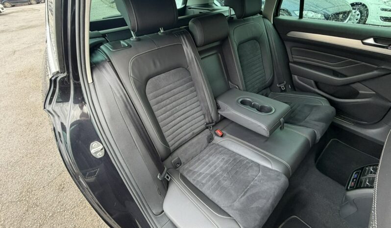 Volkswagen Passat Klimatronic 3-stref, Podgrz. fotele, Podgrz. szyba, Skóra/Alcantara full