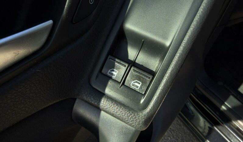 Volkswagen Golf Klimatyzacja, Nawigacja, Ele szyby, Ele lusterka, full