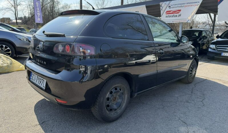 Seat Ibiza Dwa komplety kół, Radio, Wspomaganie kierownicy, ABS full