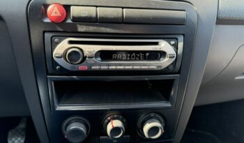 Seat Ibiza Dwa komplety kół, Radio, Wspomaganie kierownicy, ABS full