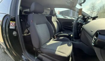 Seat Ibiza Dwa komplety kół, Radio, Wspomaganie kierownicy, ABS full