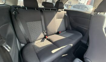 Seat Ibiza Dwa komplety kół, Radio, Wspomaganie kierownicy, ABS full