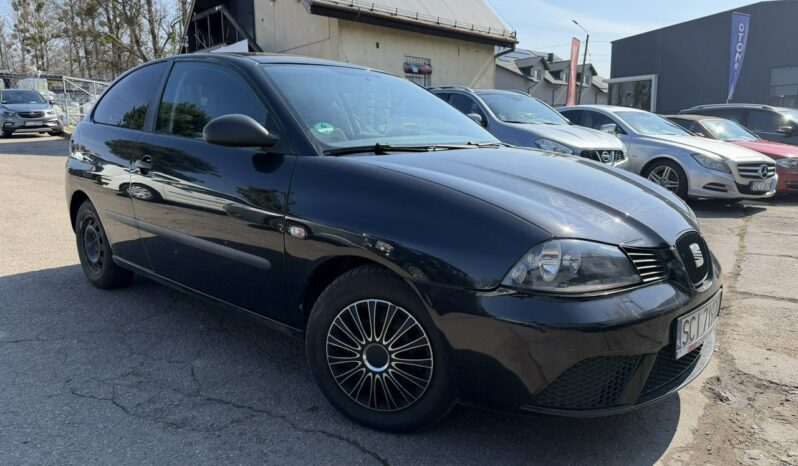 Seat Ibiza Dwa komplety kół, Radio, Wspomaganie kierownicy, ABS full