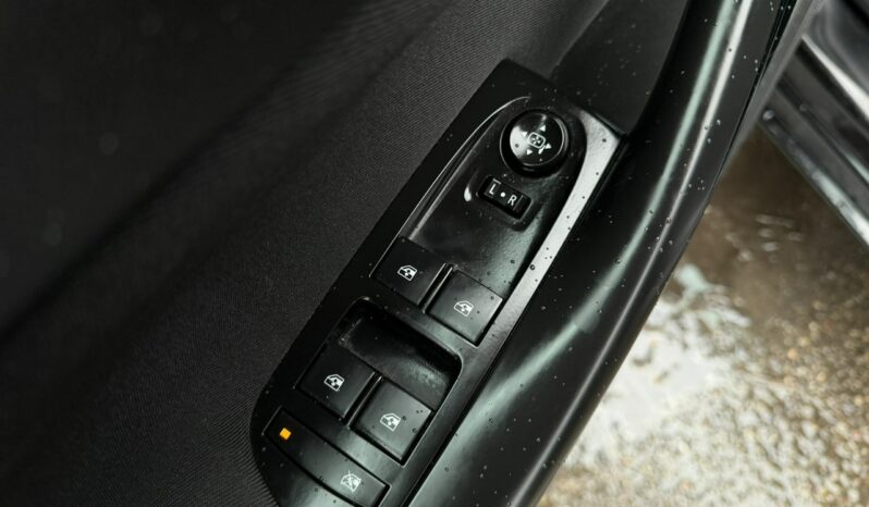 Opel Astra Klimatronic 2-stref, Podgrz. fotele przód i tył + kierownica, CarPlay full