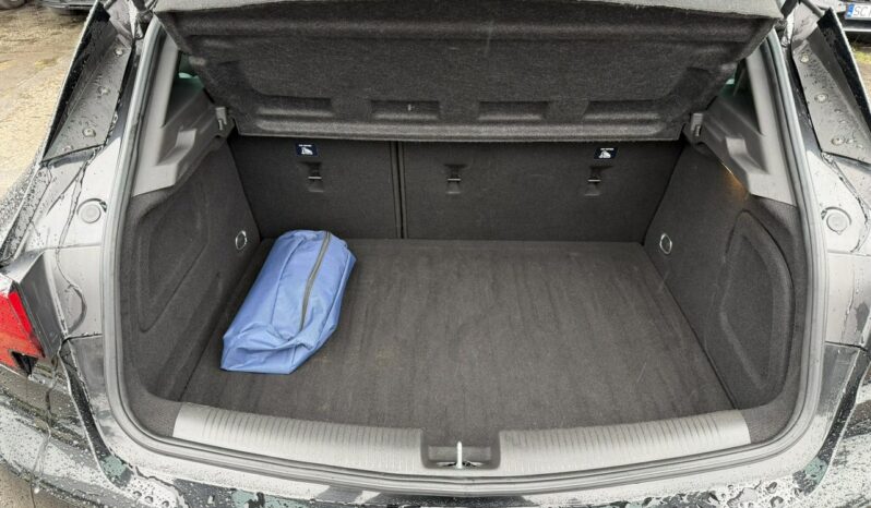 Opel Astra Klimatronic 2-stref, Podgrz. fotele przód i tył + kierownica, CarPlay full