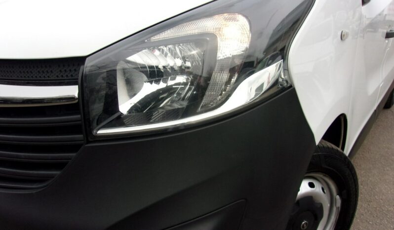 Opel Vivaro L2H1, Klimatyzacja, 9-osobowy, Tempomat, Nawigacja full