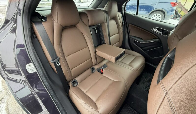 Mercedes GLA 250 4Matic, Klimatyzacja, Nawigacja, 2 kpl. opon, Podgrz. fotele, Skóra full