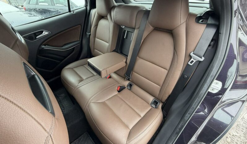 Mercedes GLA 250 4Matic, Klimatyzacja, Nawigacja, 2 kpl. opon, Podgrz. fotele, Skóra full