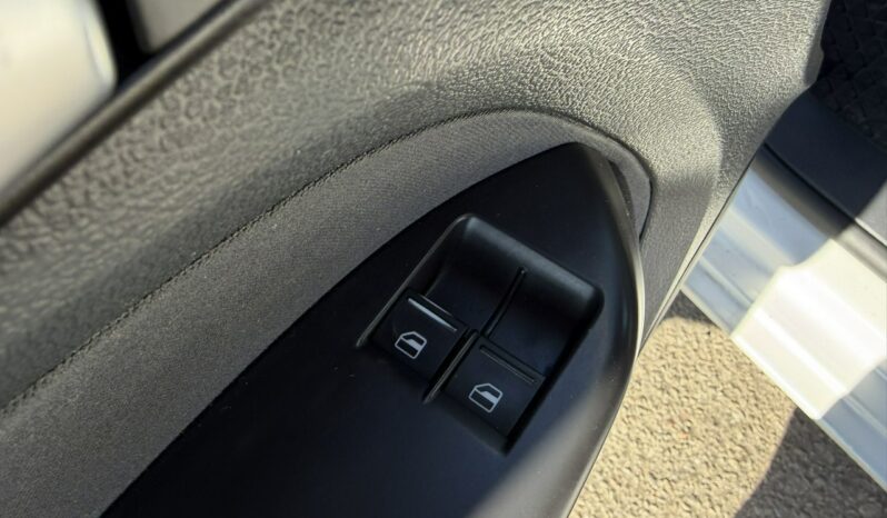 Volkswagen Caddy 4×4, Klimatyzacja, Hak holowniczy, Ele szyby, Ele lusterka full