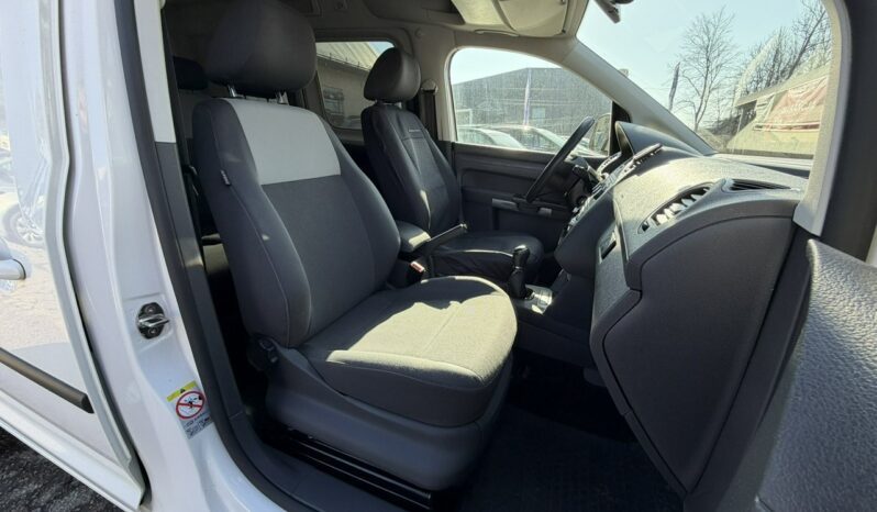 Volkswagen Caddy 4×4, Klimatyzacja, Hak holowniczy, Ele szyby, Ele lusterka full