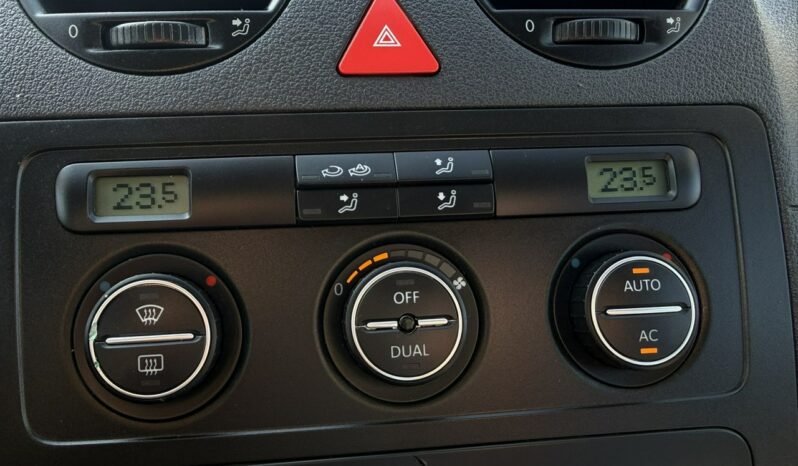 Volkswagen Caddy Klimatronic 2-stref, Hak, Ele szyby, Ele lusterka, 2 kpl. kół full