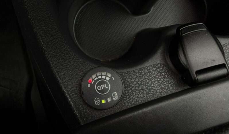 Dacia Dokker Klimatyzacja, Hak holowniczy, 2 kpl. opon, PL Salon, LPG, full