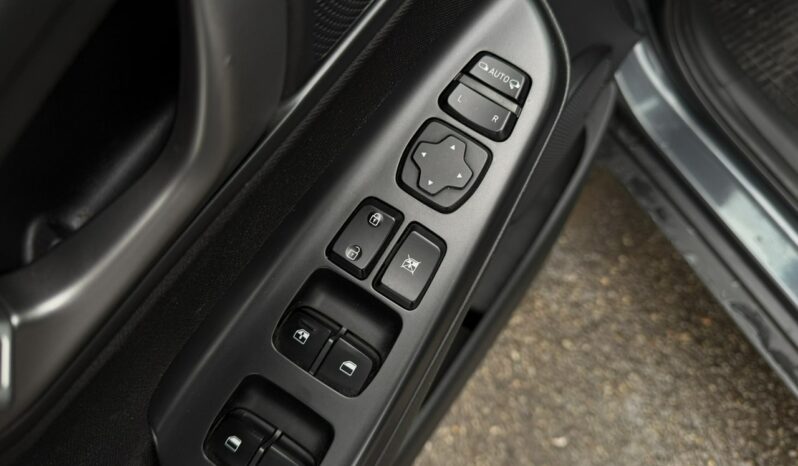 Hyundai Kona Klimatronic, PDC, Kamera cofania, Navi, CarPlay/AndroidAuto full