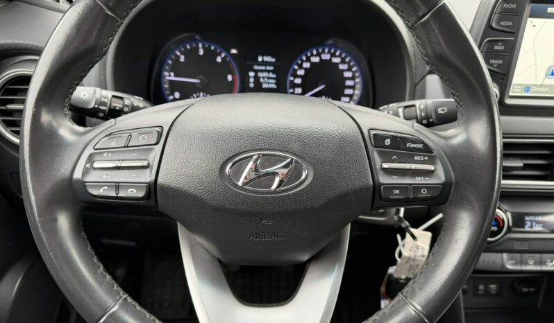 Hyundai Kona Klimatronic, PDC, Kamera cofania, Navi, CarPlay/AndroidAuto full
