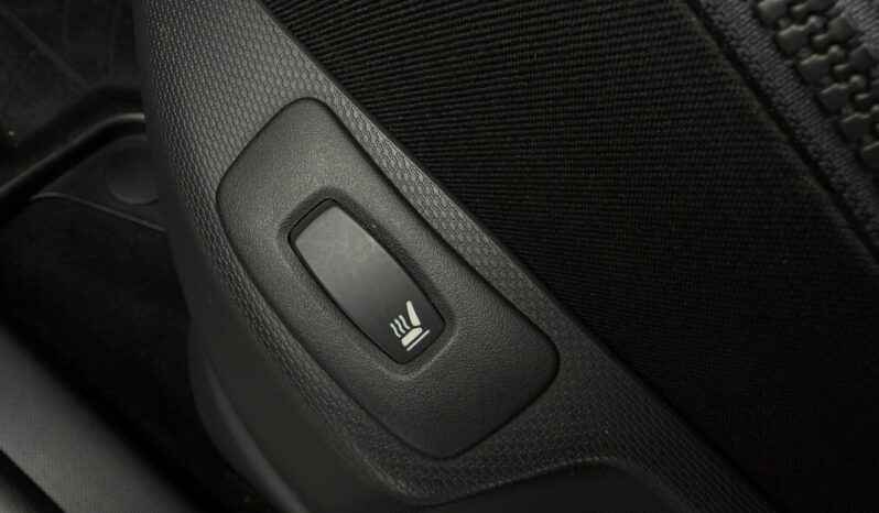 Renault Captur Klimatronic, Podgrz. fotele, Hak, Nawigacja, Bluetooth, Niski przebieg full