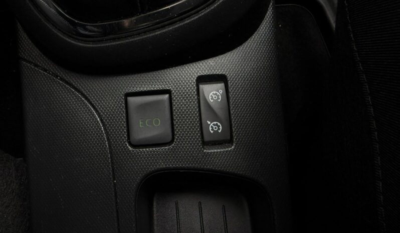 Renault Captur Klimatronic, Podgrz. fotele, Hak, Nawigacja, Bluetooth, Niski przebieg full