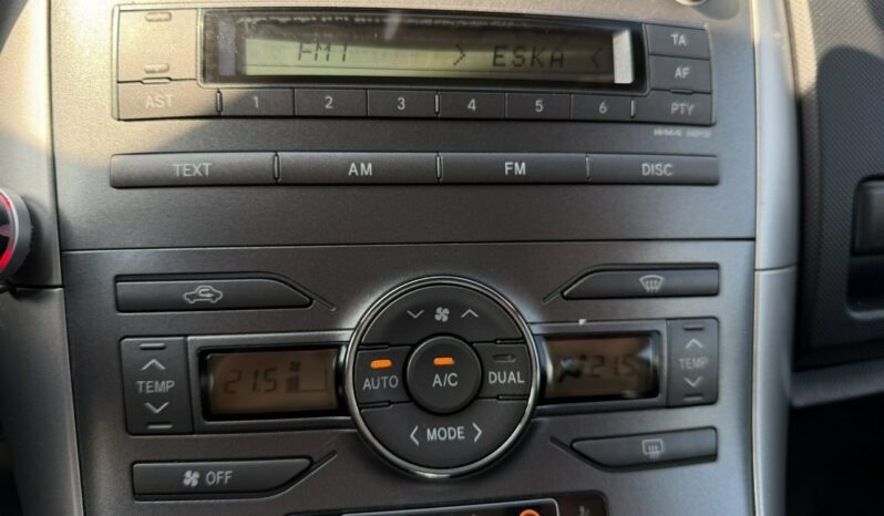 Toyota Auris Klimatyzacja, Automat, Ele szyby, Ele lusterka, Manetki, PL Salon full