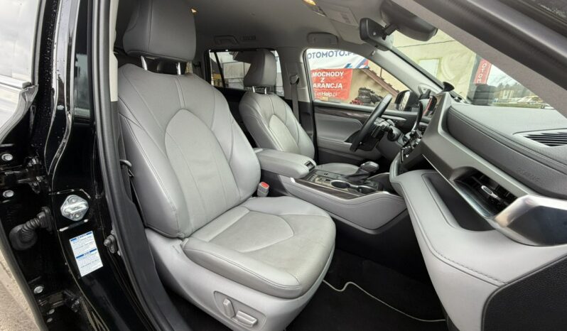 Toyota Highlander Hybryda, 4×4, Podgrz + wentyl. fotele, Hak, 7 osobowy, Klimatronic 3x full