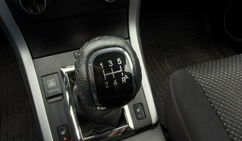Suzuki Grand Vitara 4×4, Klimatronic, Tempomat, 2 kpl. kół, Hak, Podgrz. fotele, Ele szyby full