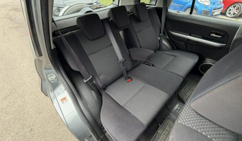 Suzuki Grand Vitara 4×4, Klimatronic, Tempomat, 2 kpl. kół, Hak, Podgrz. fotele, Ele szyby full