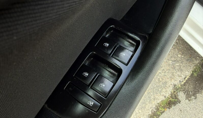 Opel Zafira Klimatyzacja, 7 osobowy, Tempomat, Bluetooth, AUX, USB, PDC 2X full