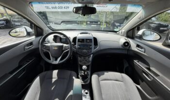 Chevrolet Aveo Klimatyzacja, 2 kpl. kół, Podgrzewane fotele, Alu 17″, Czujniki parkow full