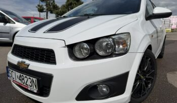 Chevrolet Aveo Klimatyzacja, 2 kpl. kół, Podgrzewane fotele, Alu 17″, Czujniki parkow full