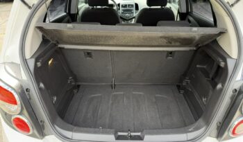 Chevrolet Aveo Klimatyzacja, 2 kpl. kół, Podgrzewane fotele, Alu 17″, Czujniki parkow full
