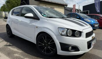 Chevrolet Aveo Klimatyzacja, 2 kpl. kół, Podgrzewane fotele, Alu 17″, Czujniki parkow full