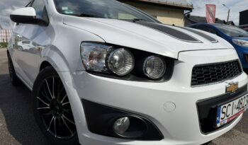 Chevrolet Aveo Klimatyzacja, 2 kpl. kół, Podgrzewane fotele, Alu 17″, Czujniki parkow full