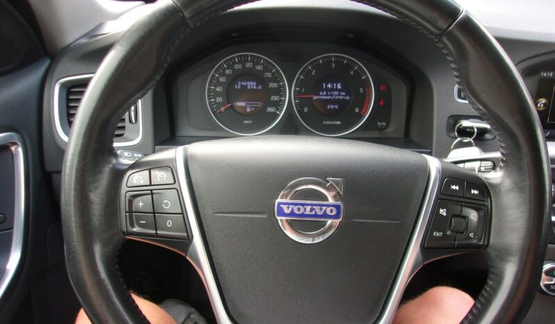 Volvo V60 V60 2.0 D3 Momentum full