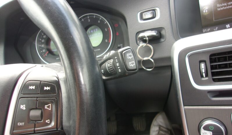 Volvo V60 V60 2.0 D3 Momentum full