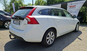 Volvo V60 V60 2.0 D3 Momentum, Webasto, Bluetooth, Hak, PDC, Bi-Xenon full