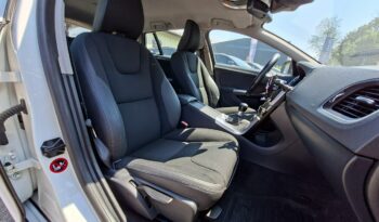 Volvo V60 V60 2.0 D3 Momentum, Webasto, Bluetooth, Hak, PDC, Bi-Xenon full
